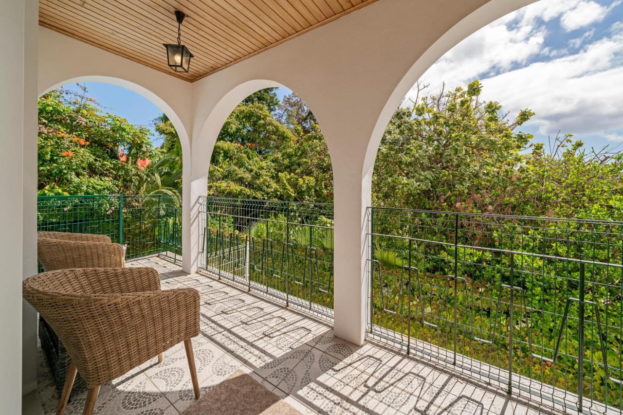 Villa Amelia Canico  Exterior photo